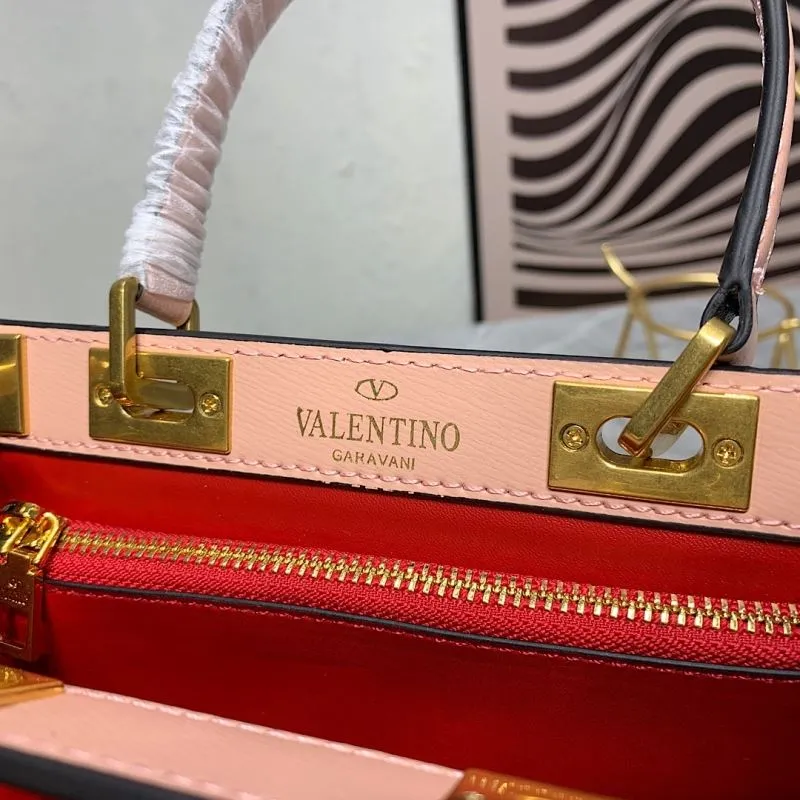 Valentino Pink Shoulder Handbag 668 - Image 9
