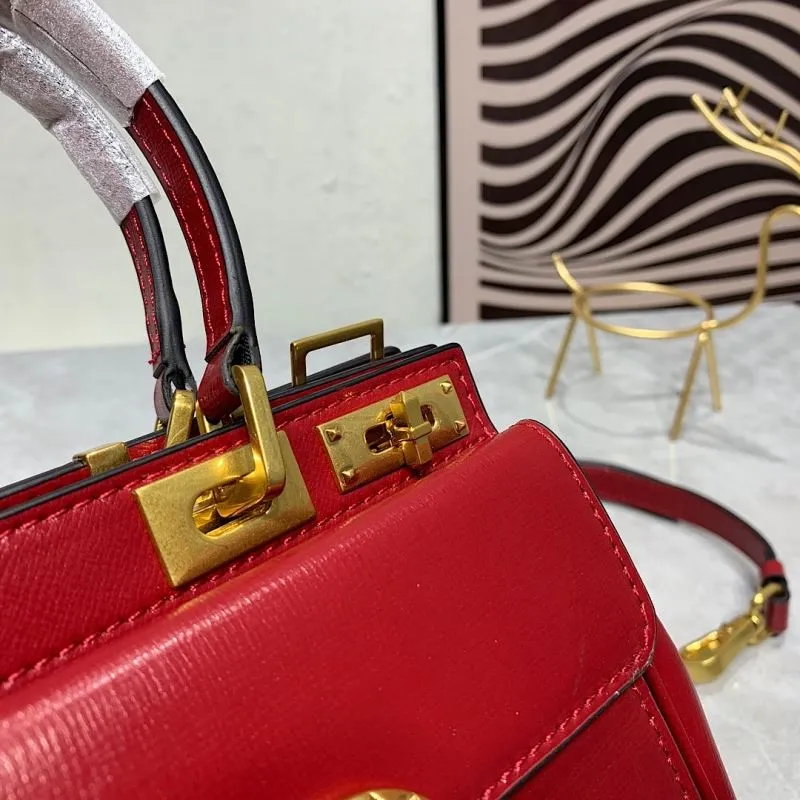 Valentino Red Leather Handbag 669 - Image 5