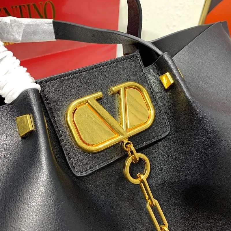 Valentino 683 Black Leather Tote Bag with Small Pouch - Image 4