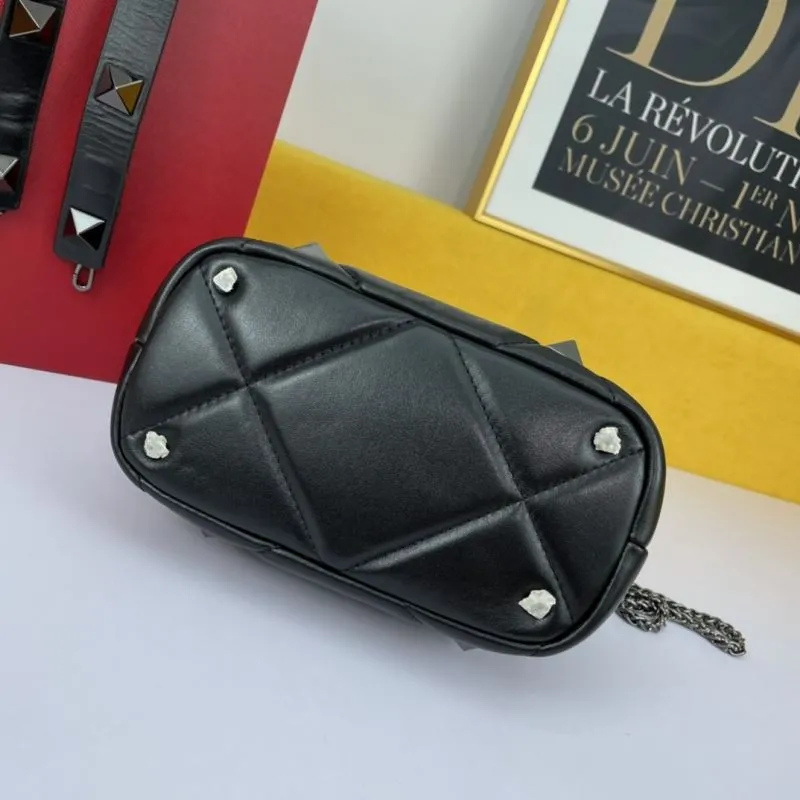 Valentino Black Studded Leather Handbag 693 - Image 5