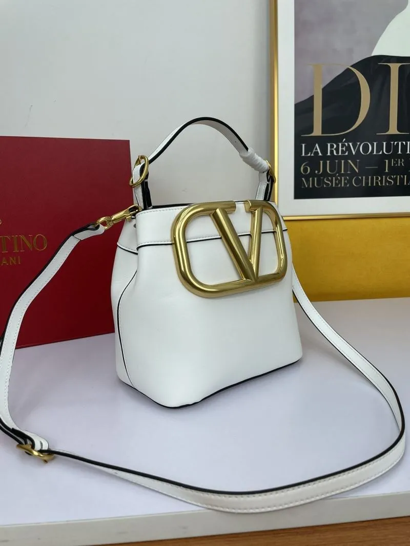 Alternative view of Valentino White Bucket Bag 701