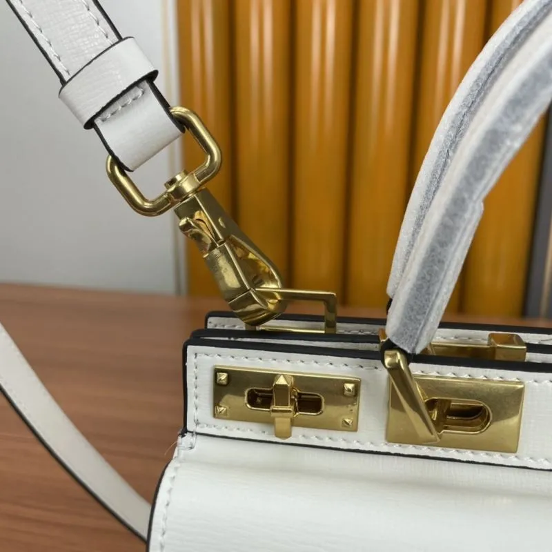 Valentino White Leather Handbag 716 - Image 6
