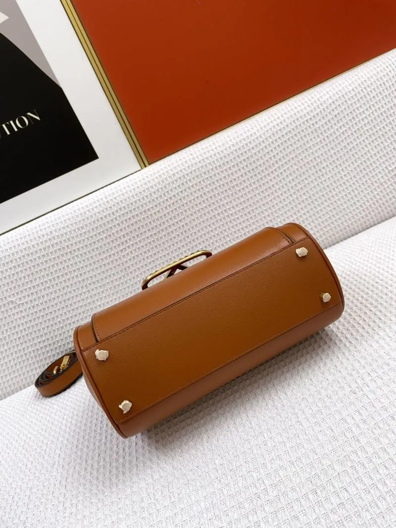 Valentino 5001 Brown Leather Handbag - Image 7