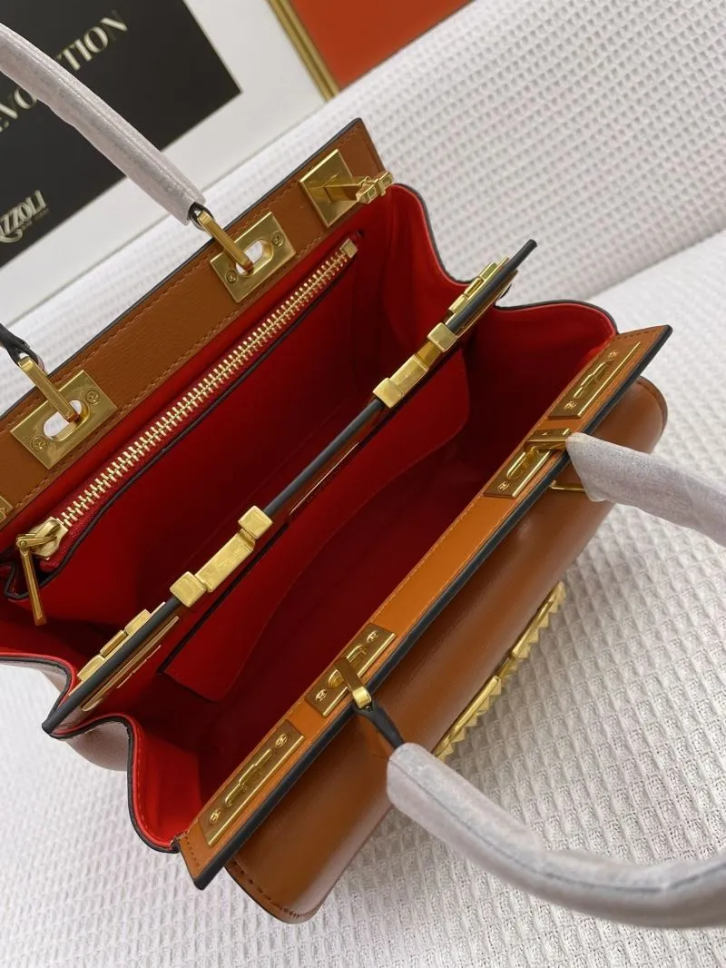 Valentino 5001 Brown Leather Handbag - Image 8