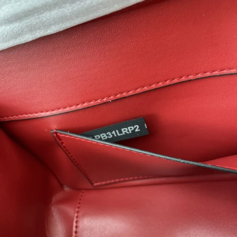 Valentino Red Leather Chain Shoulder Bag - Image 8