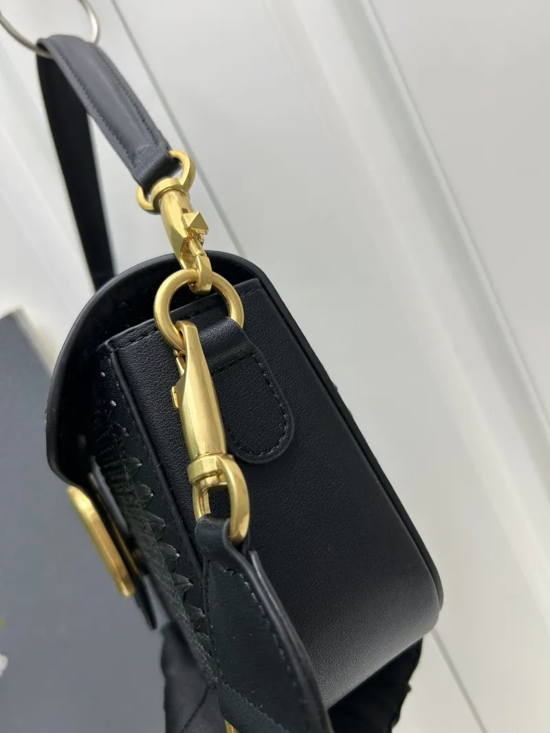 Valentino Black Satchel Bag 9891 Size 23x16x7cm - Image 5
