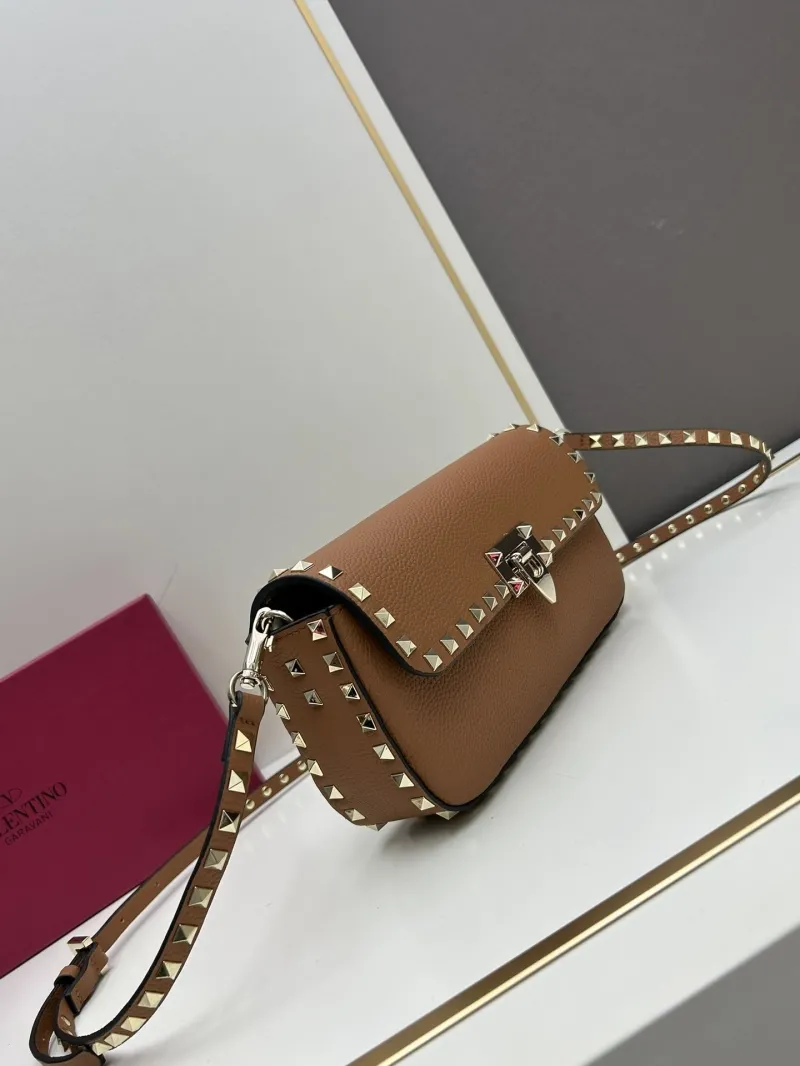 Valentino 20253 Brown Leather Crossbody Bag - Image 3