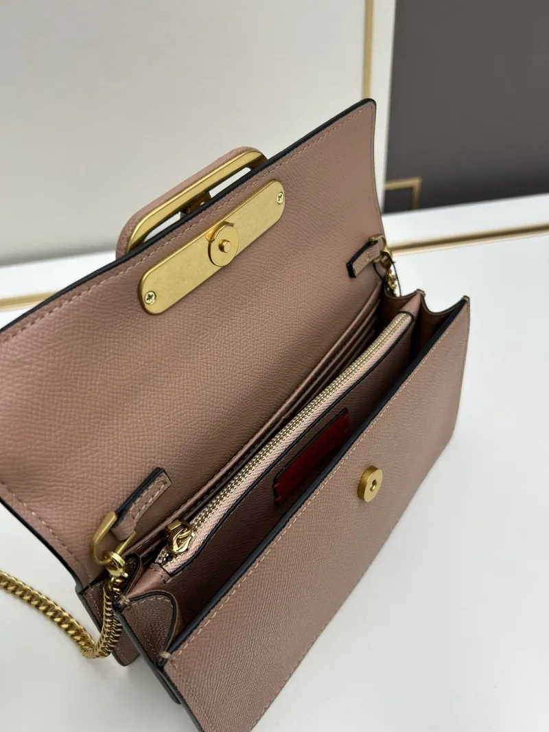 Valentino 0131 Tan Chain Crossbody Bag - Image 6