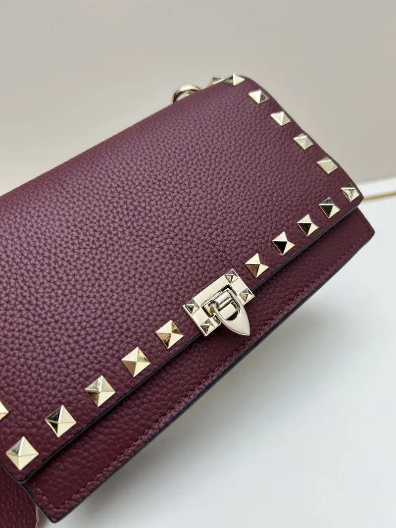Valentino Garavani Burgundy Chain Crossbody Bag 0137 - Image 5