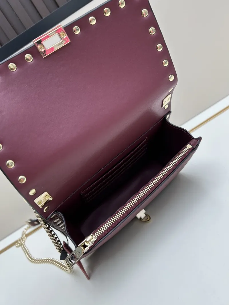 Valentino Garavani Burgundy Chain Crossbody Bag 0137 - Image 6