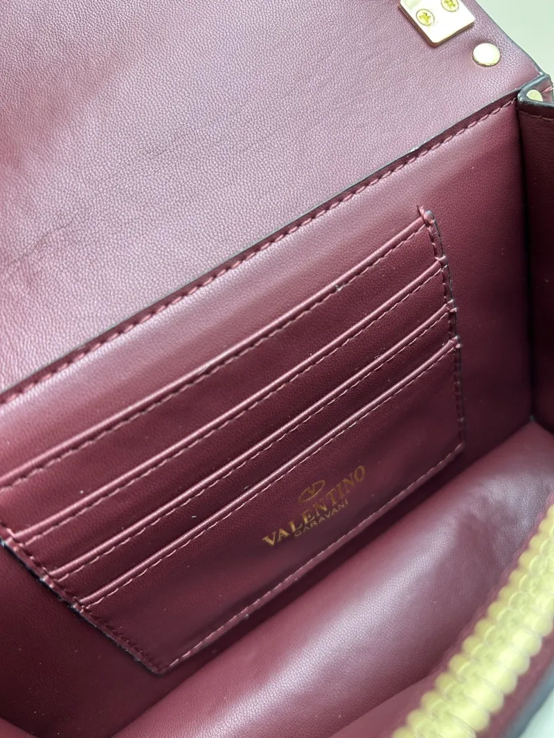 Valentino Garavani Burgundy Chain Crossbody Bag 0137 - Image 7