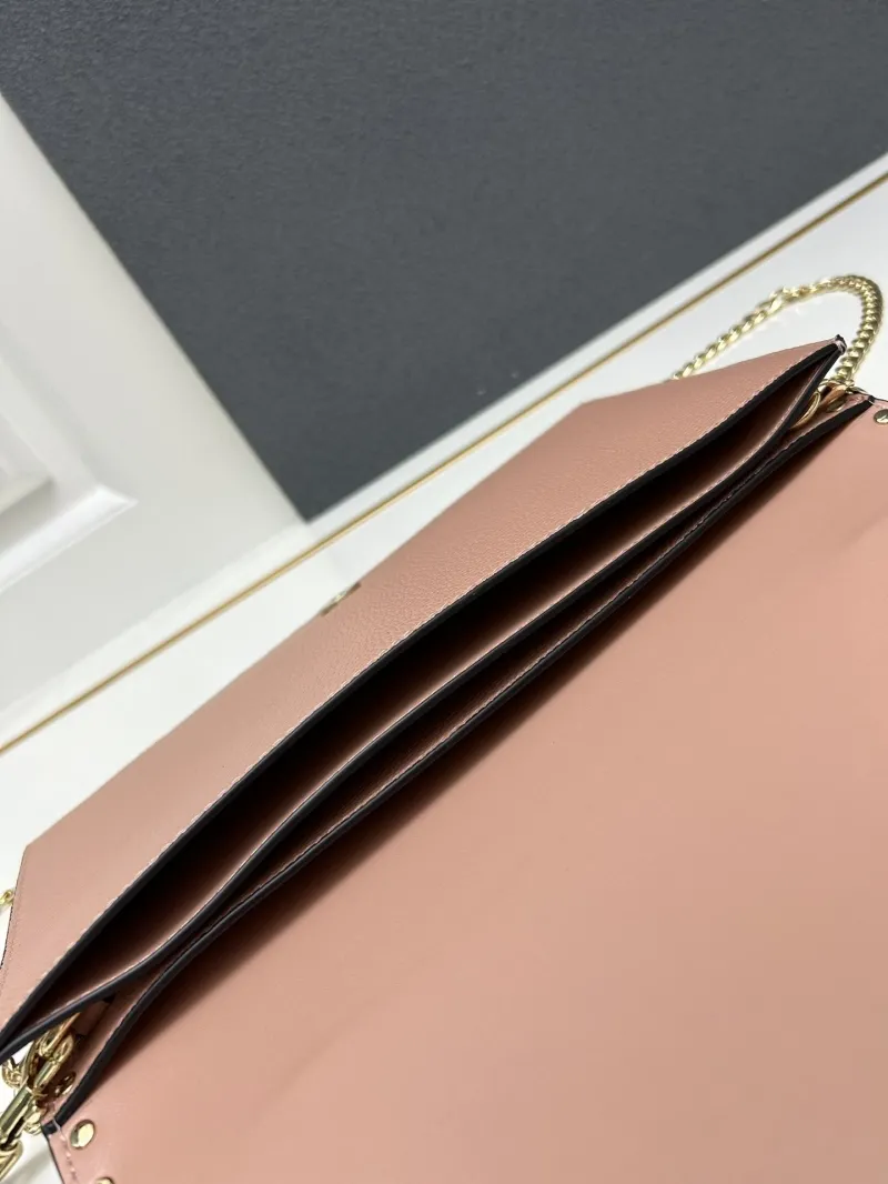Valentino 5028 Pink Leather Crossbody Bag - Image 7