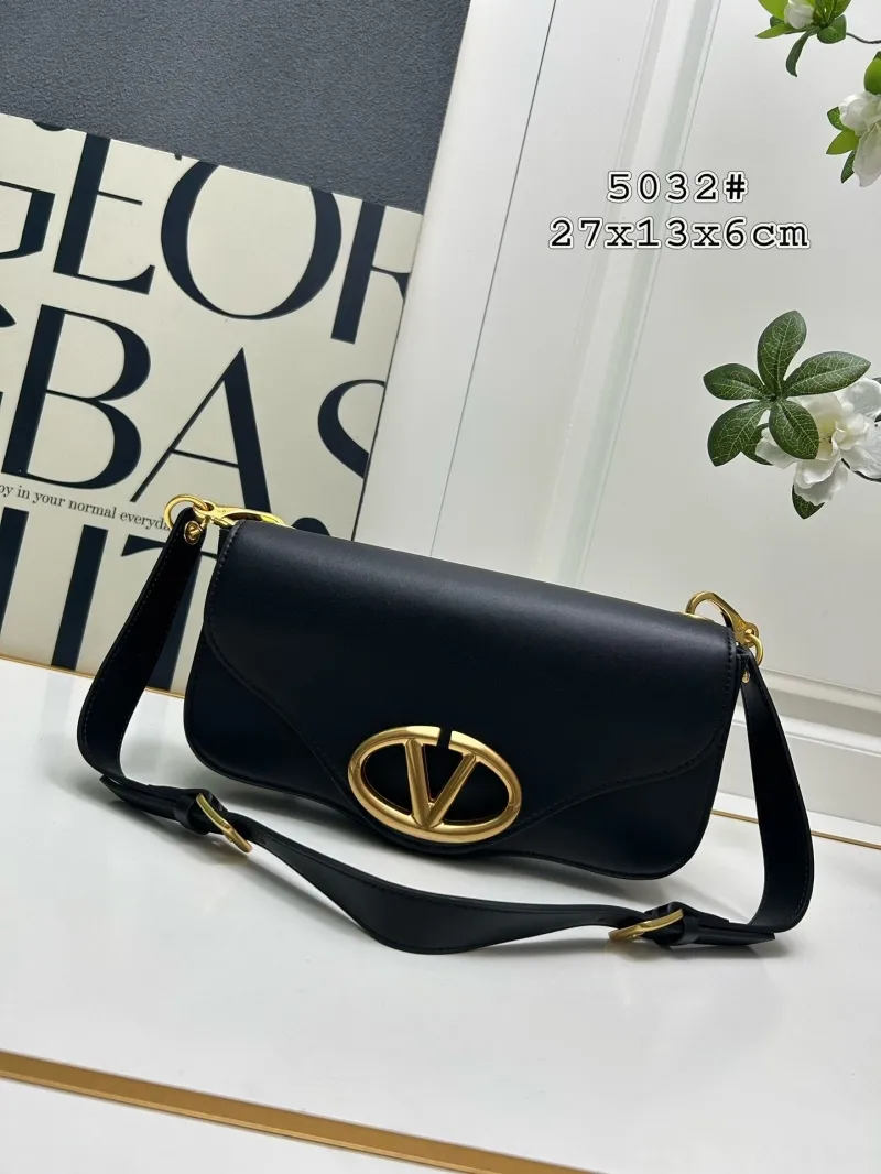 Valentino Black Leather Shoulder Bag 5032