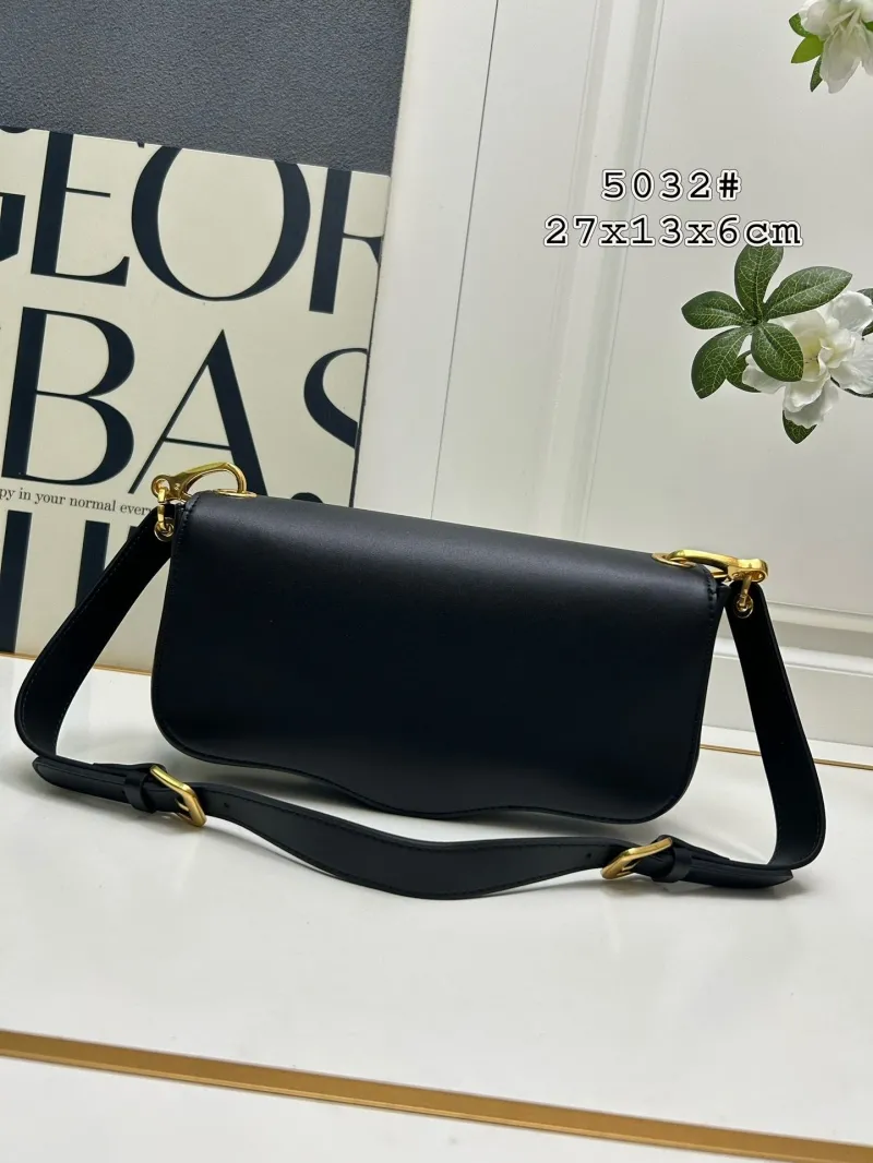Alternative view of Valentino Black Leather Shoulder Bag 5032