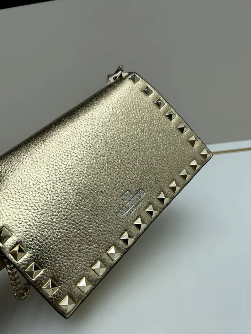 Valentino Gold Rockstud Crossbody Bag 0137 18.5x12x4cm - Image 3
