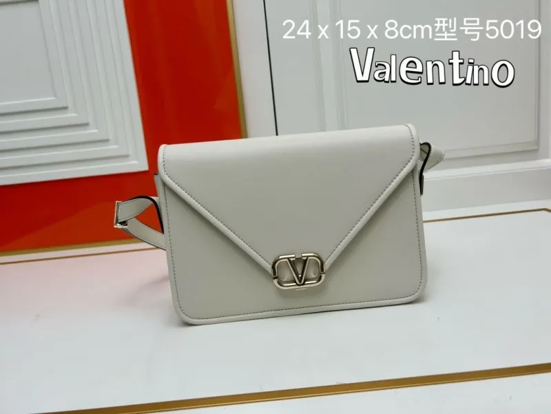 Valentino Cream Crossbody Bag Model 5019 24x15x8cm