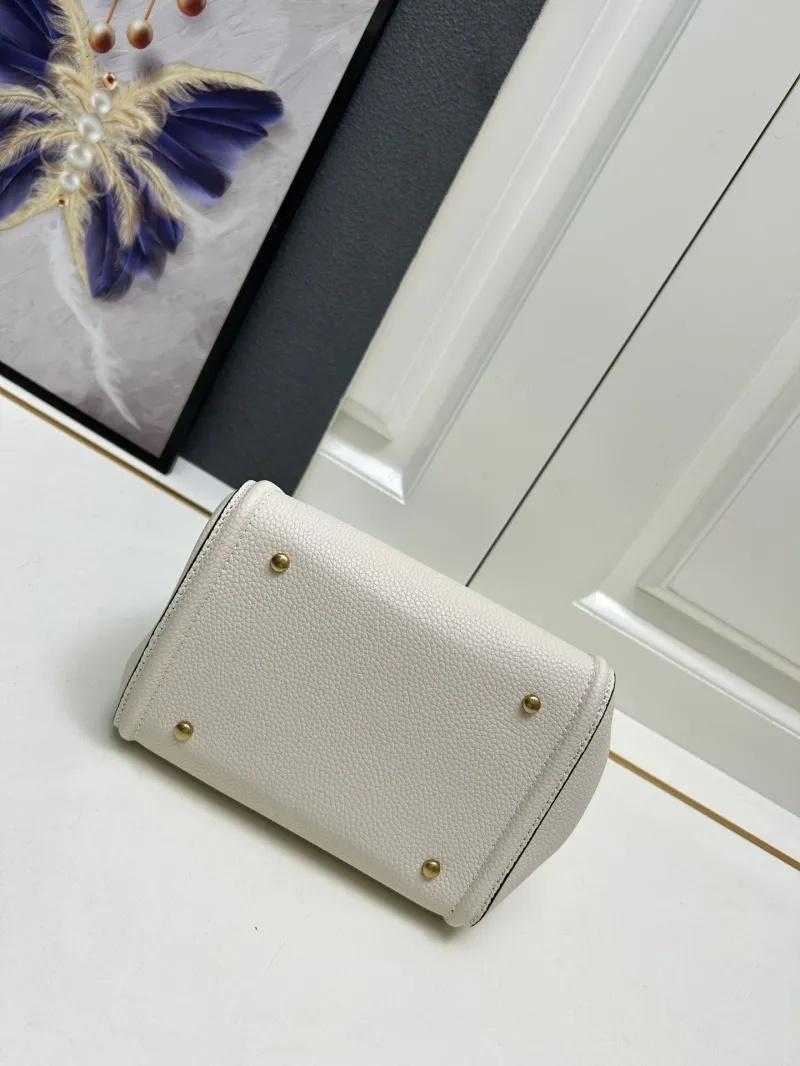Valentino Small Cream Leather Satchel Bag - Image 8