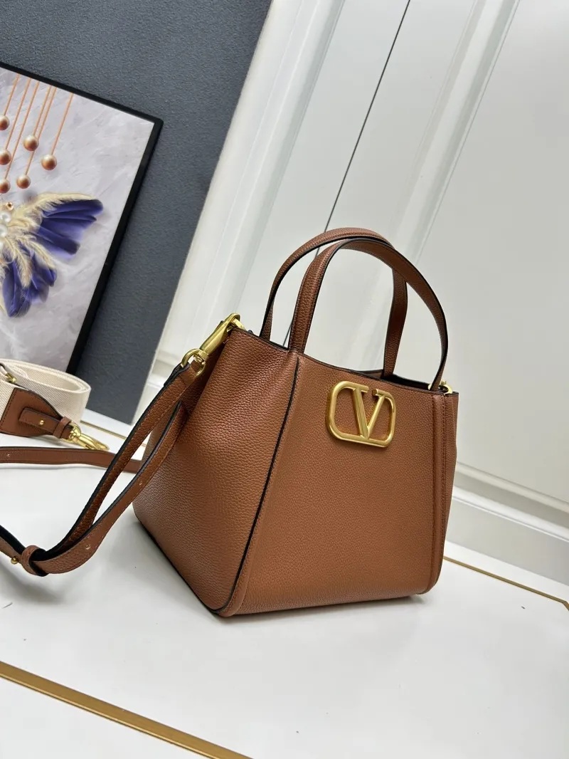 Valentino 5041 Large Brown Leather Satchel Bag - Image 3