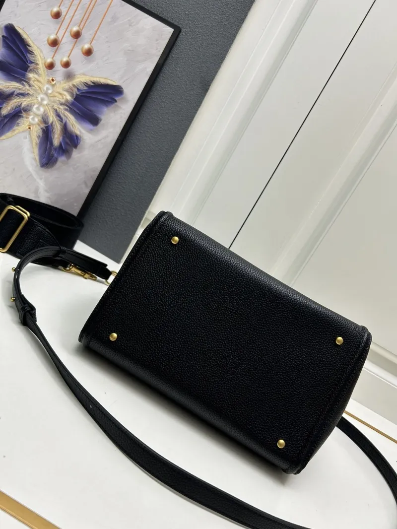Valentino 5041 Large Black Leather Satchel Bag - Image 6