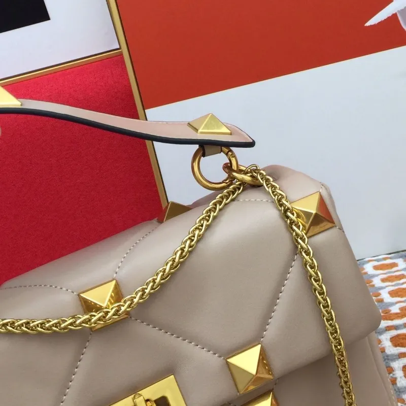 Valentino V9828 Beige Leather Satchel Bag with Chain - Image 6