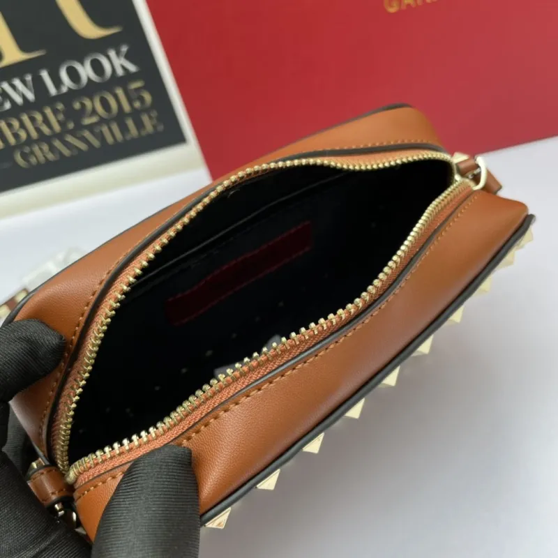 Valentino Garavani Brown Crossbody Camera Bag 487 - Image 8