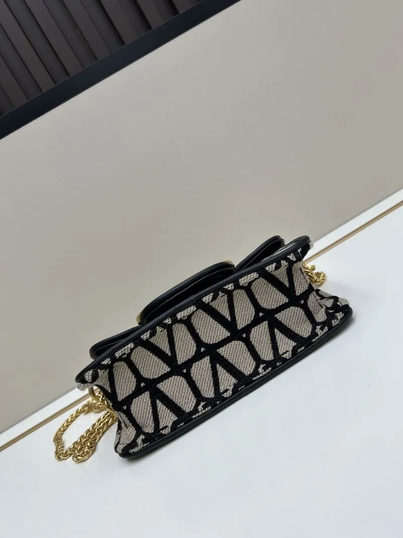 Valentino Monogram Chain Crossbody Bag 5102 - Image 6
