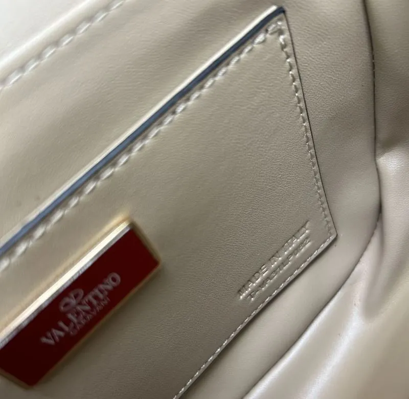 Valentino Beige Crossbody Saddle Bag 9870 - Image 9