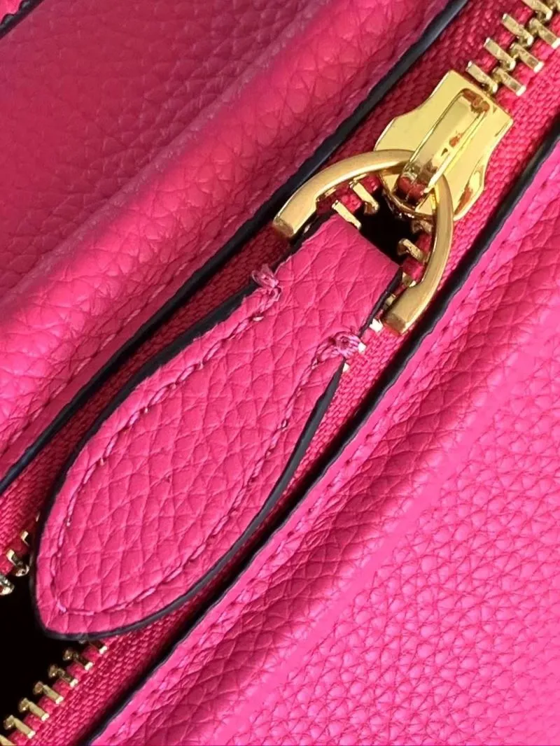 Valentino Fuchsia Hobo Shoulder Bag 5023 - Image 5