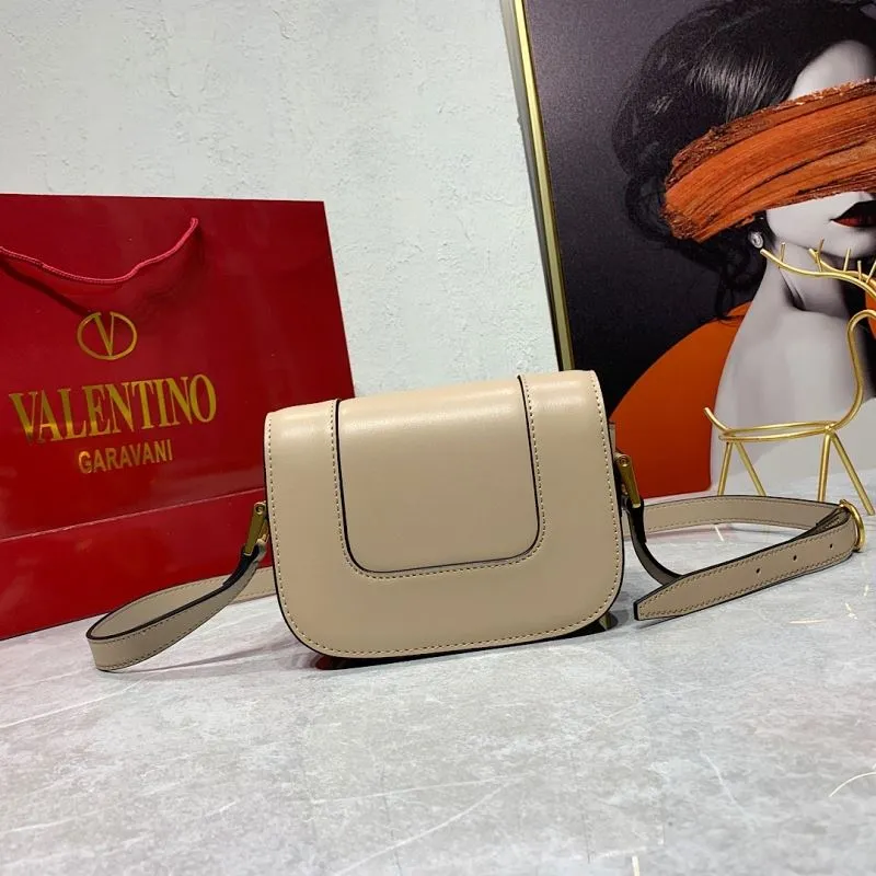 Valentino Garavani Beige Crossbody Bag 841 - Image 3