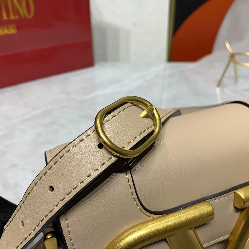 Valentino Garavani Beige Crossbody Bag 841 - Image 5