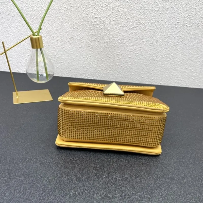 Valentino Gold Crystal Crossbody Satchel Bag 9860 Size 19 - Image 7