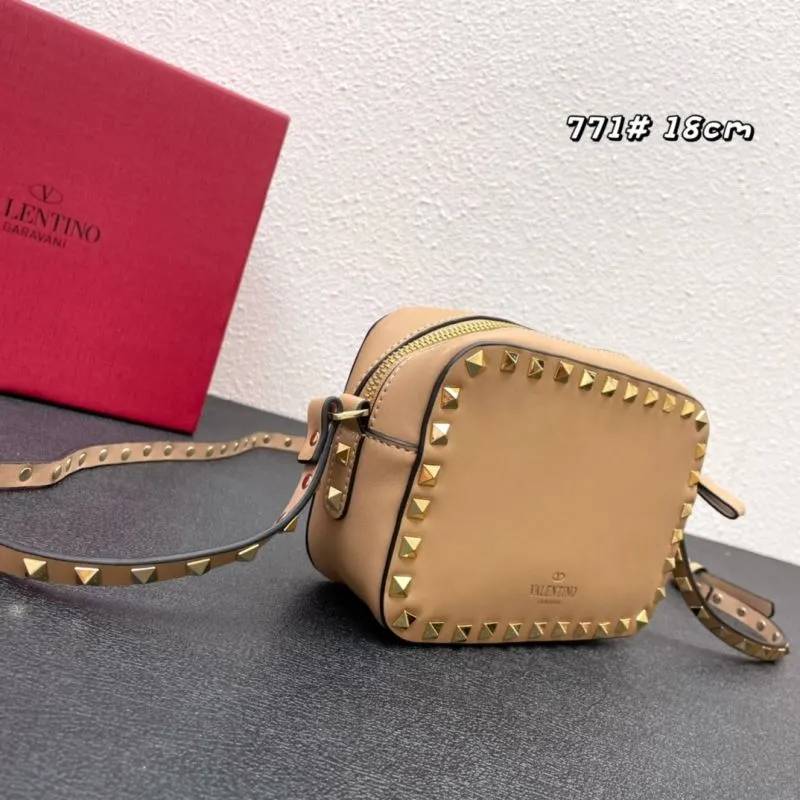 Alternative view of Valentino Satchel Bags-905