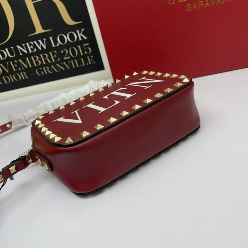 Valentino Red VLTN Crossbody Camera Bag 936 - Image 5