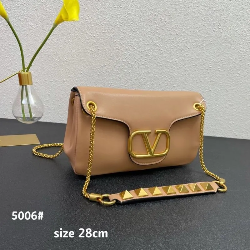 Alternative view of Valentino Beige Shoulder Bag 5006 Size 28cm