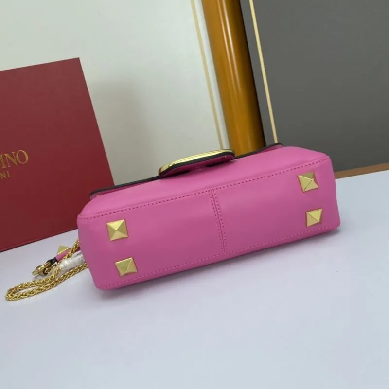 Valentino Pink Leather Chain Shoulder Bag - Image 4