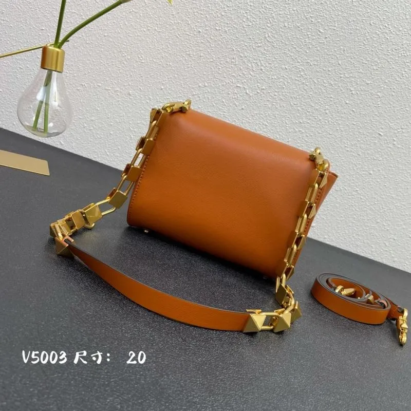 Valentino V5003 Brown Leather Satchel Bag Size 20 - Image 3