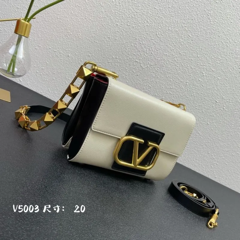 Alternative view of Valentino Satchel Bags-994