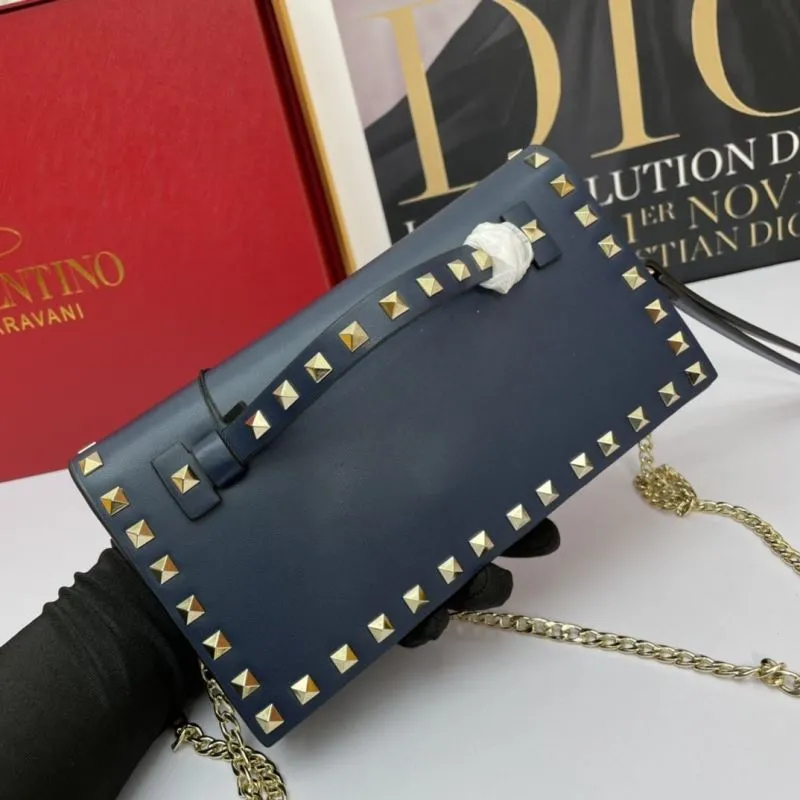 Valentino Garavani Navy Blue Rockstud Chain Crossbody Bag - Image 3