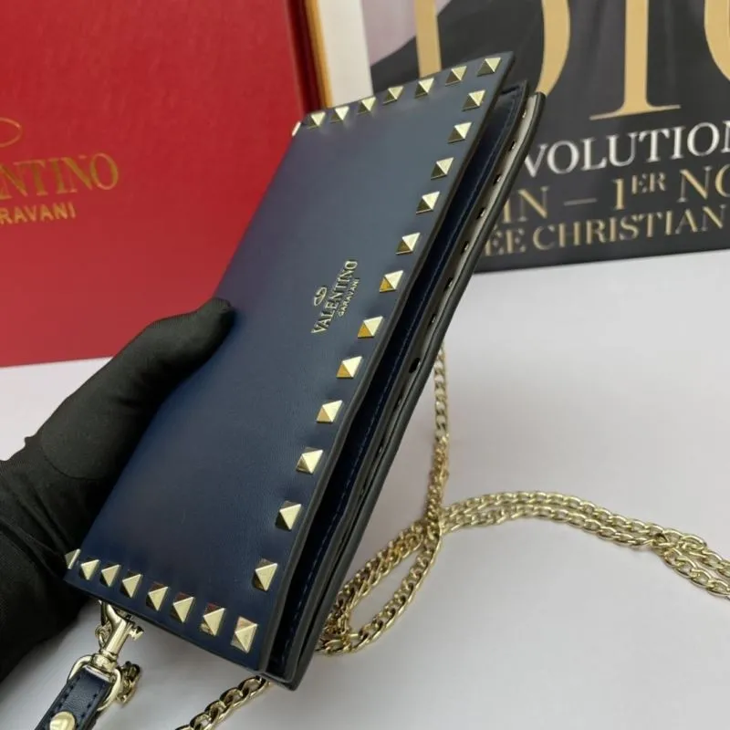 Valentino Garavani Navy Blue Rockstud Chain Crossbody Bag - Image 4