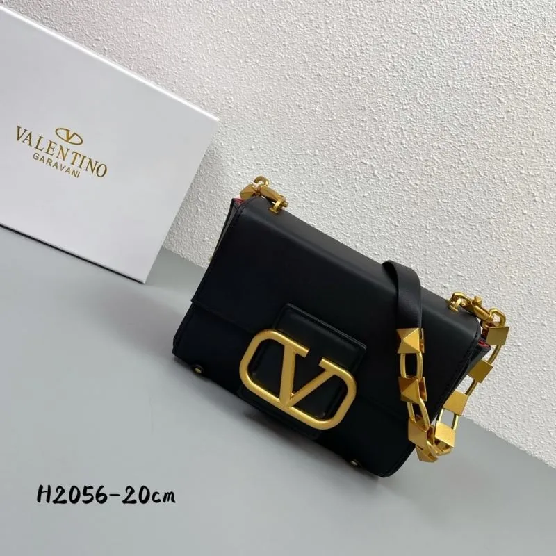 Valentino Garavani Black Crossbody Bag H2056 20cm - Image 3