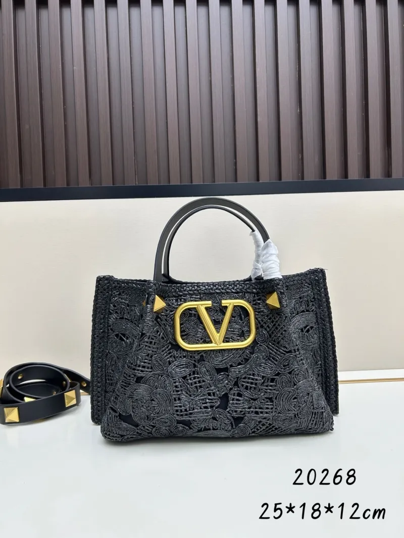 Valentino Shopping Bags-10