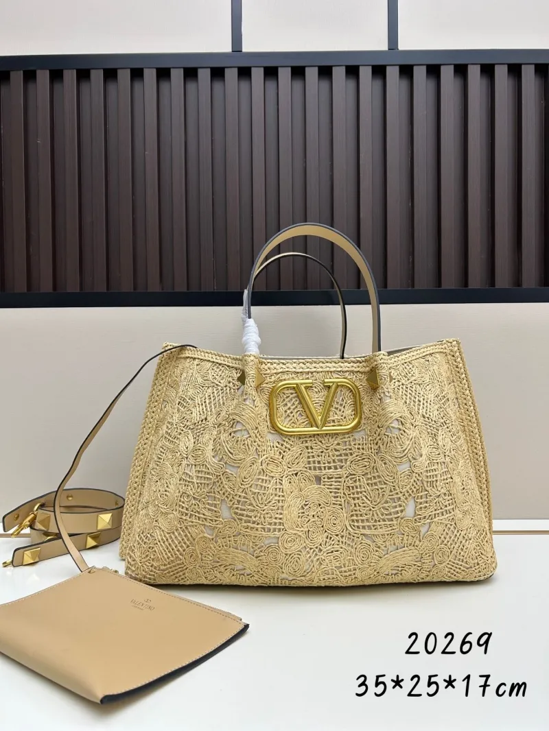 Valentino Shopping Bags-13