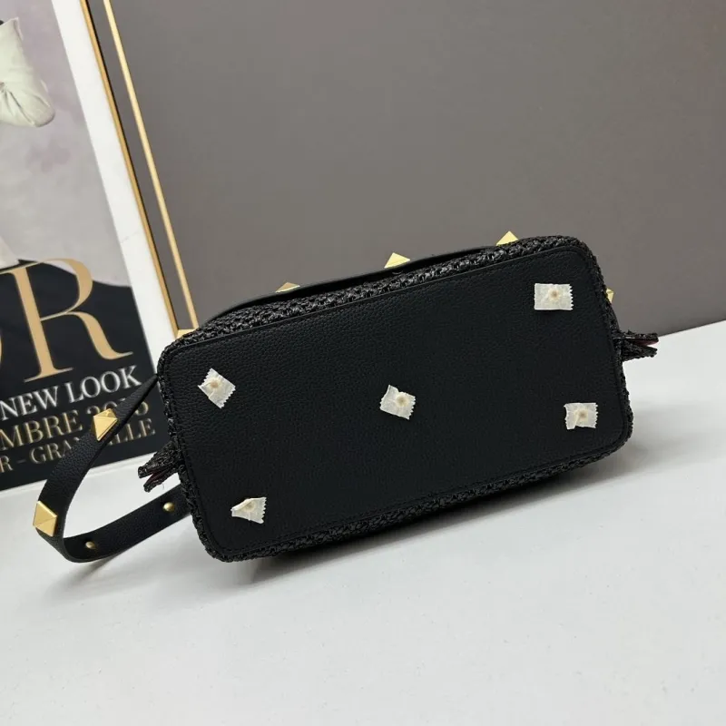 Valentino Black Woven Handbag 20235 Size 25x18x12cm - Image 5