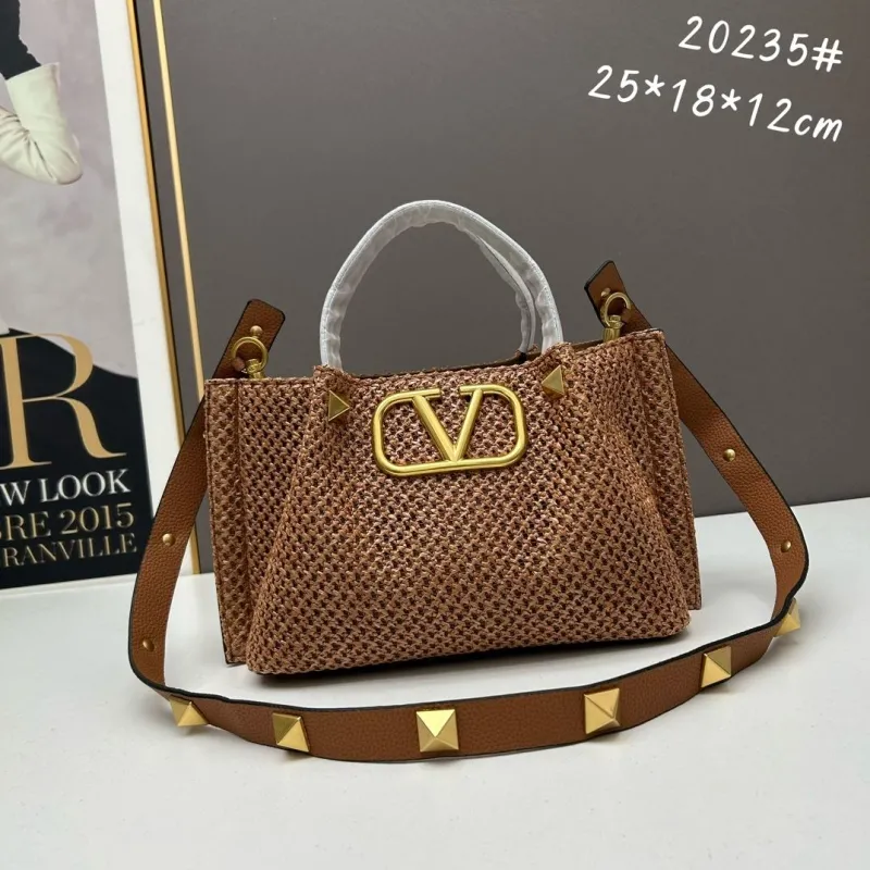 Valentino Shopping Bags-15