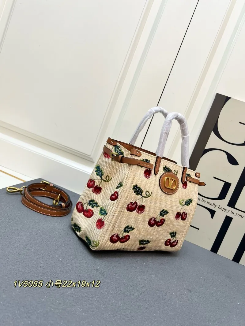 Alternative view of Valentino Shopping Bags-20