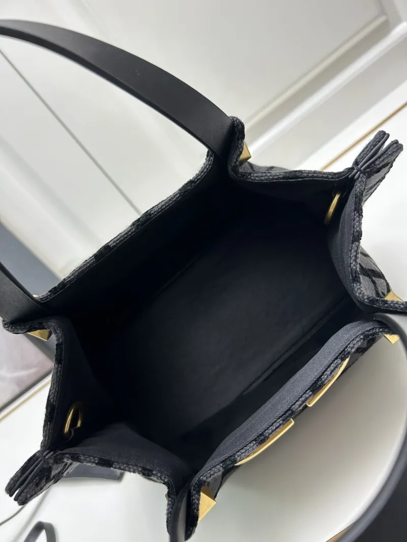 Valentino Small Black Tote Bag 5039-2 - Image 9