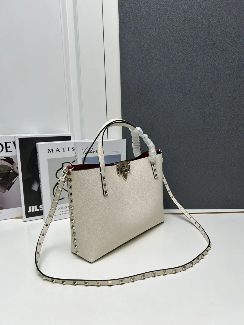 Valentino Cream Leather Tote Bag 5025 - Image 3