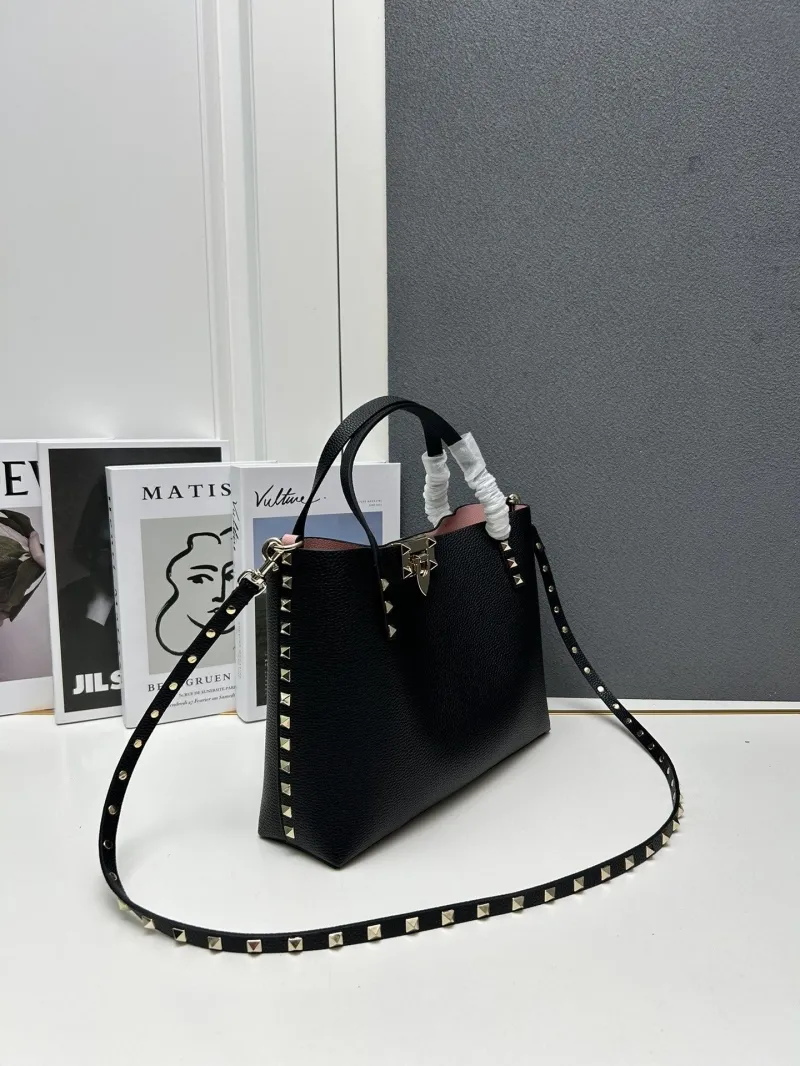 Valentino 5025 Black Leather Tote Bag - Image 3