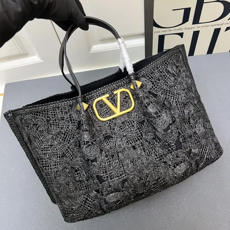 Valentino Black Woven Tote Bag with Pouch - Image 4