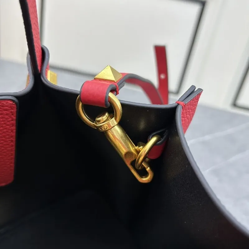 Valentino Red Leather Tote Handbag 62 - Image 8